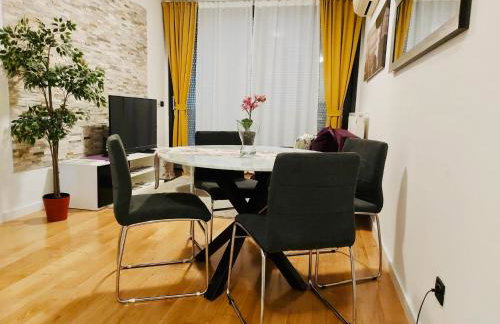 Nova Galerija Studio Vita i Apartman Sara -parking in garage - Foto 7