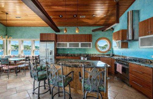 Stay at The Neck - Photo 9