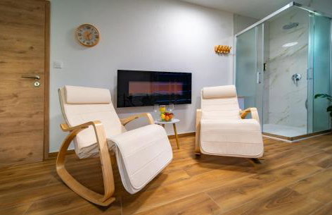 Apartments Foric Rab with Heated Pool, Sauna & Gym - Photo 11