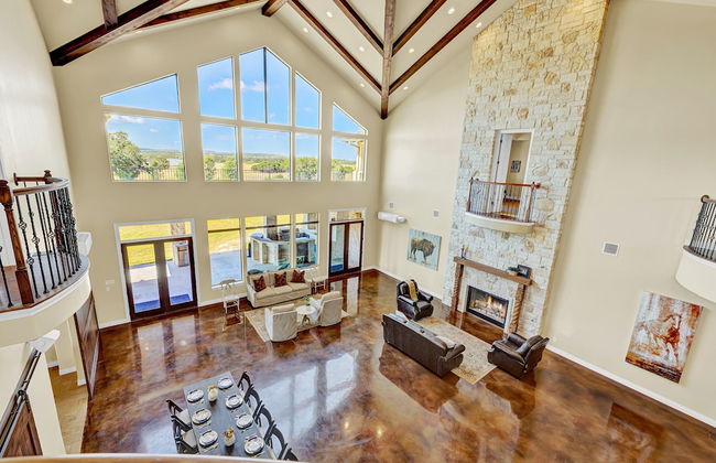 Luxurious Hill Country Retreat With Pool and Firepit! - Photo 40
