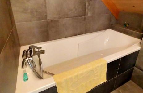 Au chalet de JO avec accès à l'espace piscine et jacuzzi - Foto 40