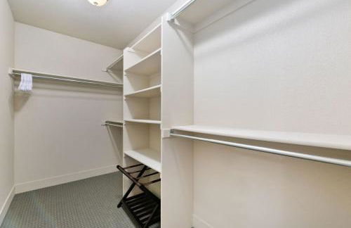 Urban Oasis near Breweries & Old Town - Free Bikes - Foto 34