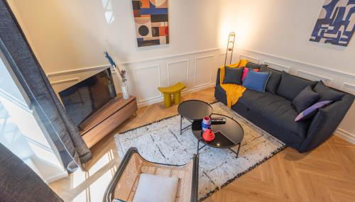 Le Cosy Chic . Proche gare . Centre-ville Mâcon . Neuf . Climatisation . Design . Wifi . - Foto 2