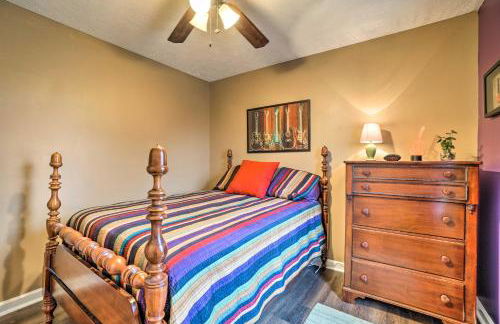 Suburban Getaway with Game Room, 19 Mi to Nashville! - Foto 18