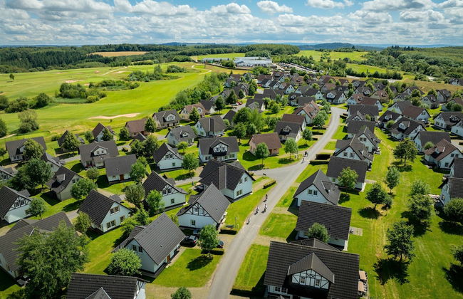 Restyled Villa with Washing Machine near River Moselle - Foto 28
