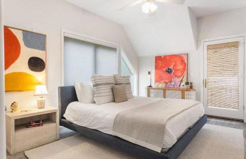 Spacious A-Frame with Lake Michigan Views & Hot Tub-Family Friendly - Foto 27