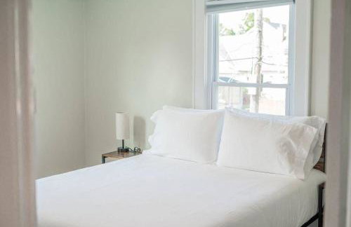 Jefferson & Grounds 3BR Steps from HWS and Hot Tub - Foto 25