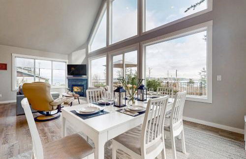 Hot Tub and Mtn Views Lummi Island Home Near Beach - Foto 12