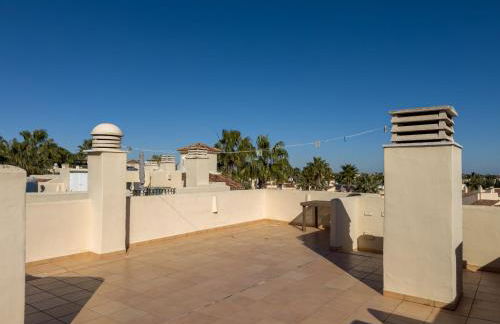 Ático de 2 dormitorios con terraza y piscina en Roda Golf - Almyra - Foto 28