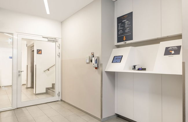 Oliver Apartments - Photo 4