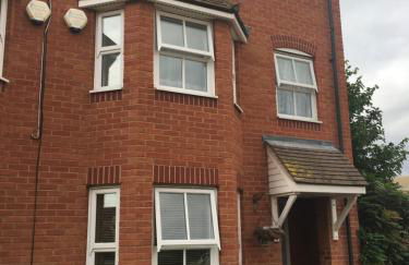 Wilce House - Photo 2