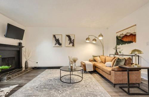 Modern Home In West Denver 15 Min Close To Downtown - Photo 1