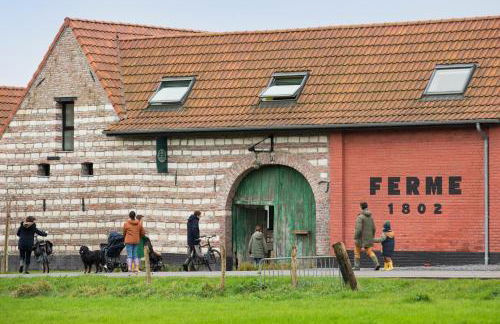 Cabanon à la FERME1802 - Foto 13