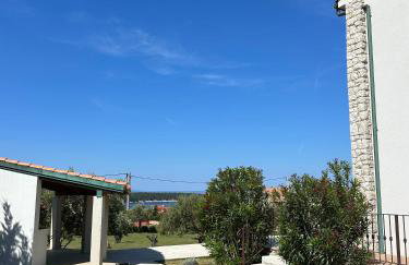 Villa Karmen - Foto 1