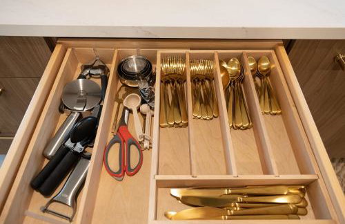 Seaside Home Modern Retreat with Breathtaking Views and Beachside Charm - Foto 42