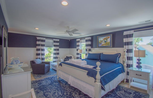 5 Bed Sleeps 12 With Water Views - Photo 12