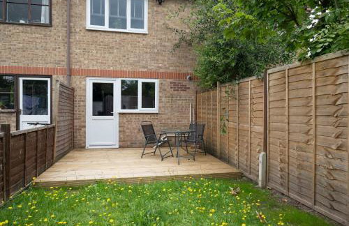 Comfortable 2 Bedroom Home with Parking in Taunton - Foto 27