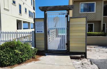 OCEAN PEARL with private beach, pool, tennis court - Foto 14