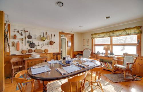 Chester Farmhouse on 100 Acres, 15 Min to Okemo! - Foto 6