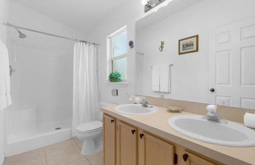 Upstay - Games & Private Pool Family Home - Photo 19