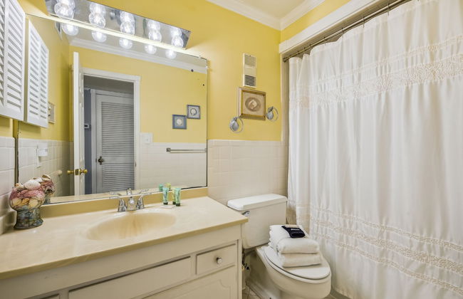 Regency Towers by Book That Condo - Foto 46