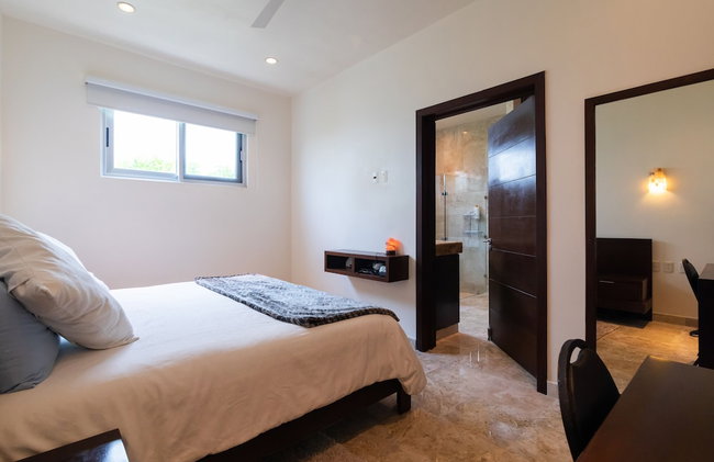 Beachfront Homes by Playa Paradise - Photo 38