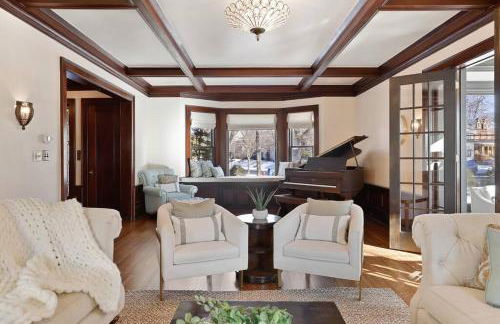 Luxury 6600 sq.ft Stunning Home/Sleeps 10+ - Foto 24