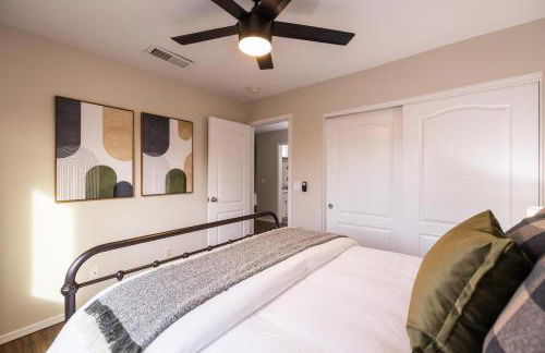 Gilbert Comstock - Foto 44