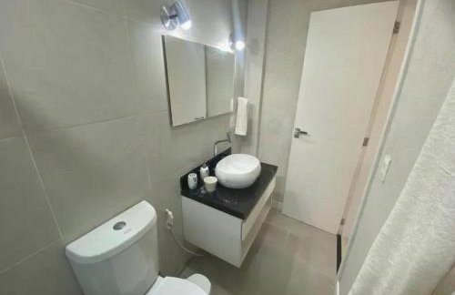 Em frente ao Hotel Fasano no Cond do Frade - Foto 1