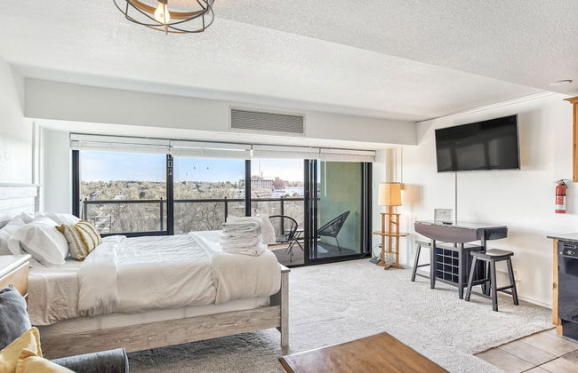 Mid-Nest Unit 708 - Photo 8