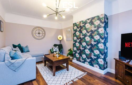 Open Plan - 3 Bedroom House - Garden and Outdoor Seating - Driveway Parking - Short Drive to City Centre - Foto 22