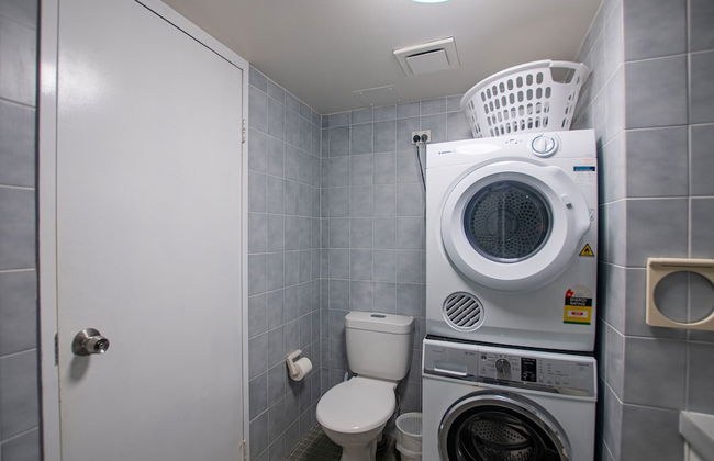 Crystal Beachfront Apartments - Foto 11