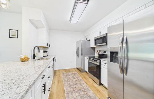 The Ransom Estate 9BR Oasis Near WFU & Reynolda - Foto 3