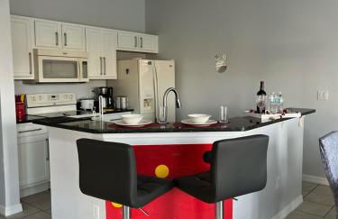 Lakefront Retreat 4BR-3BA Pool Home Near Disney - Foto 11