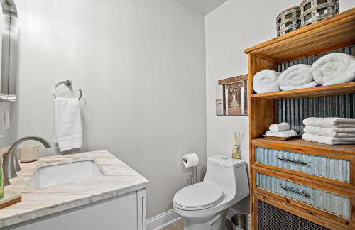 Casa DeSoto - Luxury Downtown Oasis - Photo 17