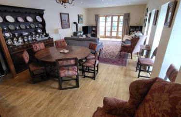 The Coach House - Photo 12