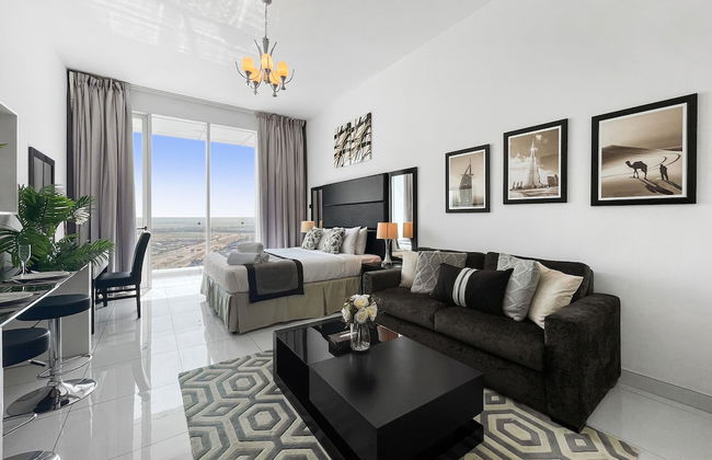 Elegant Studio Golf Course View Bnbmehomes - Photo 2