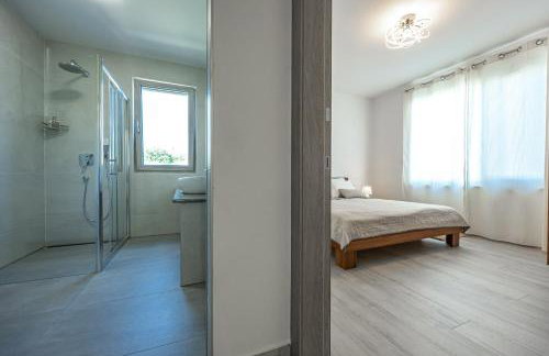 Luxury White Sails Villas with a Multi Sport Court and Sea View - Photo 66