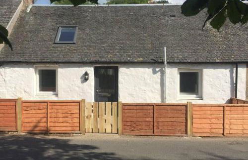 Ideal Couples base for exploring the Isle of Arran - Photo 24