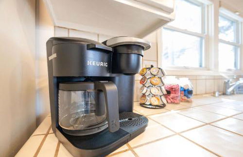 Oceanview Beach Home Walk to Beach Trails Food Family Activities - Foto 27