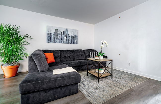 Jungle House Columbus Short North Downtown Free Parking - Steps to Convention Center & Nationwide Arena - 1BR Luxury Home - Sleeps 6 - Over 5,800 Five Star Stays - Foto 126