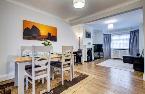 Spacious 4-Bed House in Welling - Free parking - Photo 10