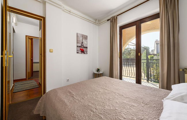 Spacious Apartment With Garden - Foto 6