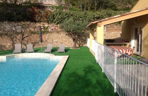 Au mas du lac piscine privee - Foto 4