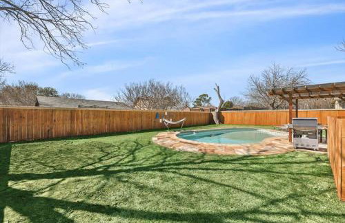 Luxury 4Bed 2Bath Hidden Gem w Backyard Oasis - Foto 30