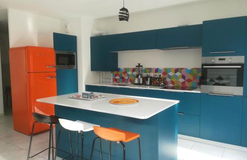 Bel appartement avec terrasse - Plage de Carro à pied - Foto 14