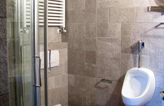 Mansion in Langhe With Pool and Winery Charm - Foto 21