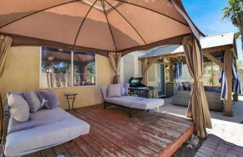 Tropical 4BR Oasis with Pool and Jacuzzi Near Strip - Photo 37