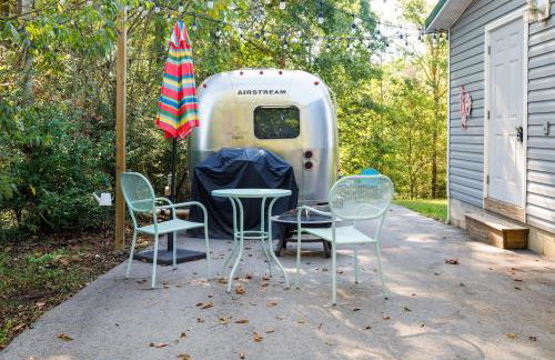 Cozy 1BR Airstream near Leipers Fork - Sleeps 3 - Foto 4