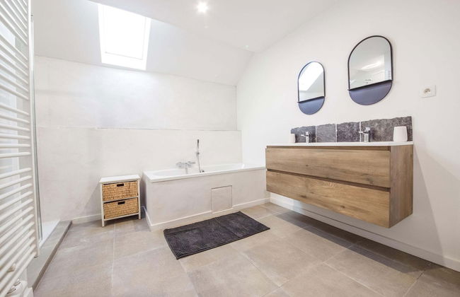 Quietly Located Farmhouse L'echappee Belle - Photo 20